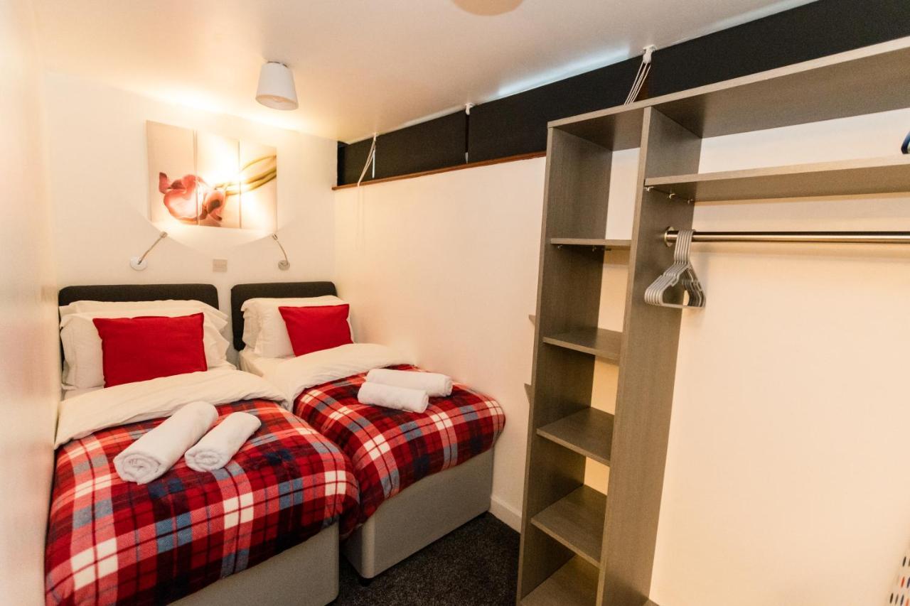 1 Bedroom Newton Apartment L Free Parking L Wigan Royal Infirmary L Haigh Hall L Central Location المظهر الخارجي الصورة